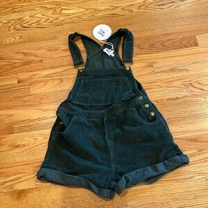 Princess Polly green overalls size 4 with tags never worn